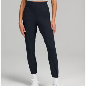 Lululemon Adapted State High Rise Jogger. Size 0. 25”